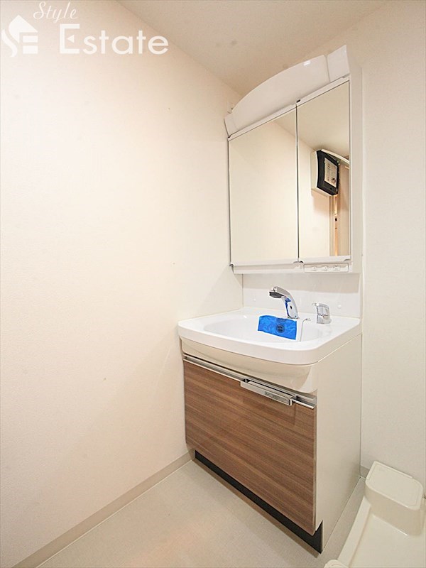 洗面設備　洗面所