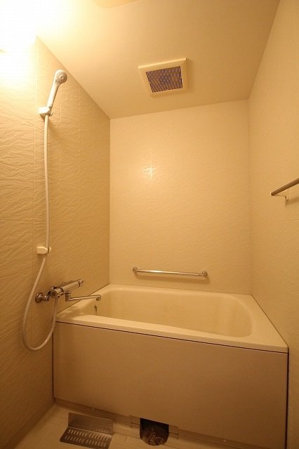 バス・シャワールーム　別号室の写真です。