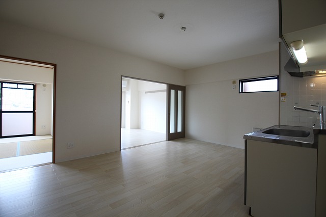 居室・リビング　別号室の写真です。