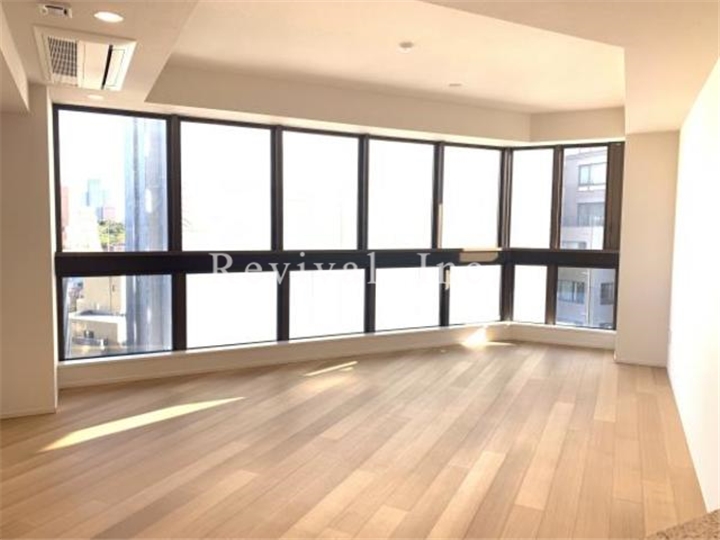 居室・リビング　床暖房完備のリビング空間（別部屋参考画像）