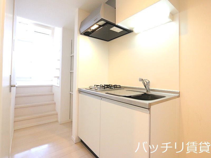 キッチン　同型タイプの為、現状を優先致します。