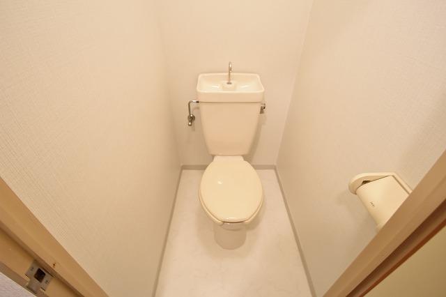 トイレ　ウォシュレット付きのトイレです！