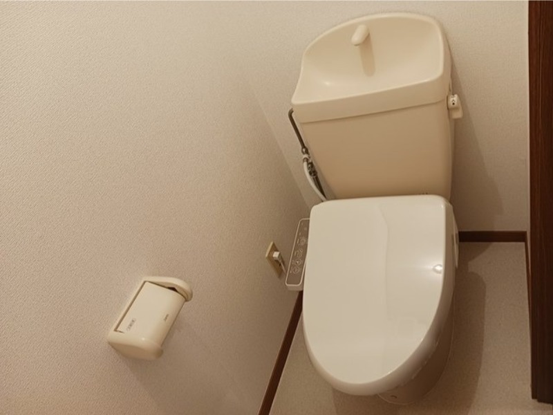 トイレ　図面と現状に相違がある場合には現状を優先