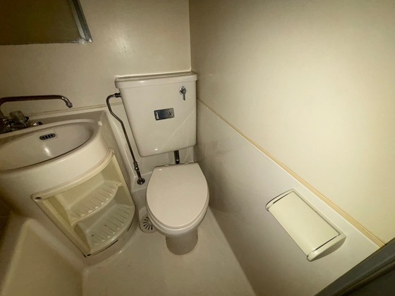 トイレ　※別部屋の写真です