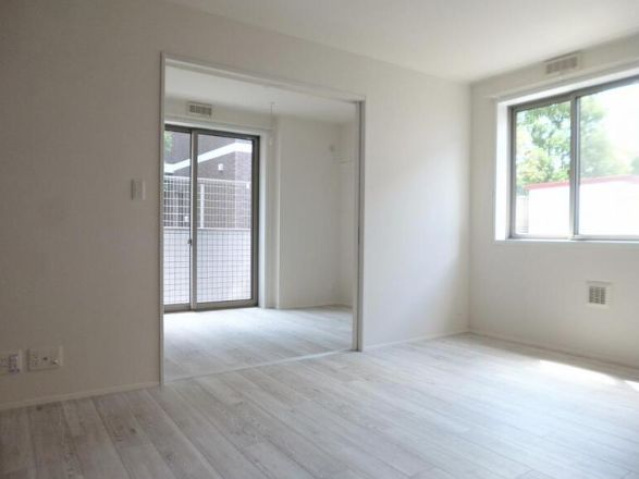 居室・リビング　リビング