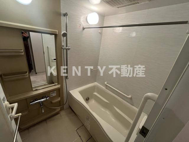 バス・シャワールーム　日々の疲れを癒すお風呂付です