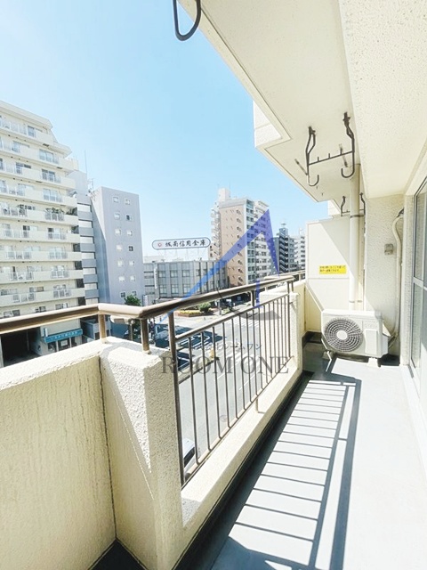 バルコニー　バルコニーです。