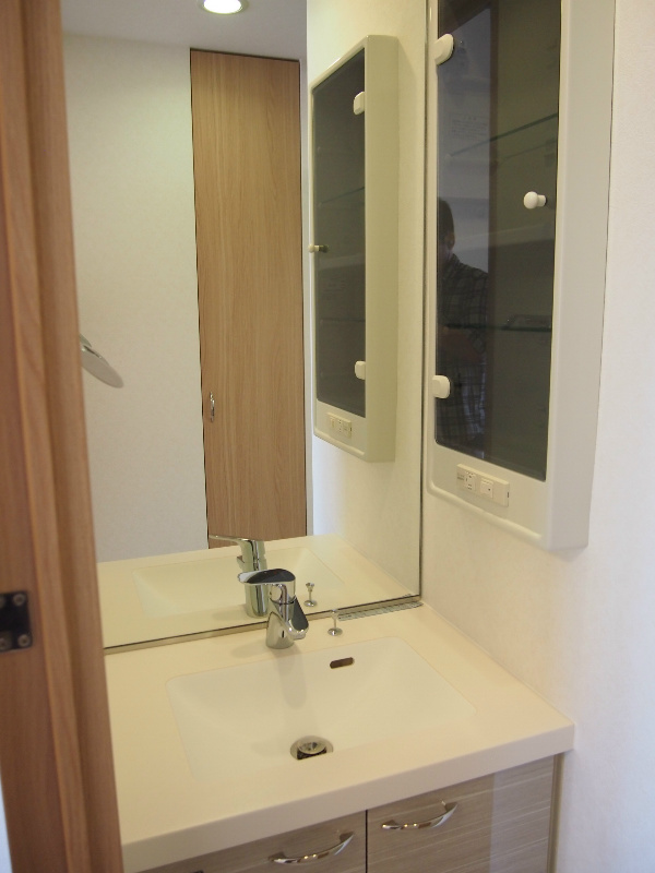 洗面設備　独立洗面台