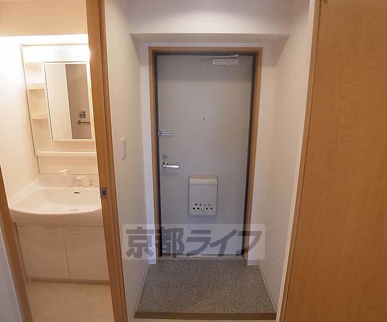 玄関　玄関部分です。