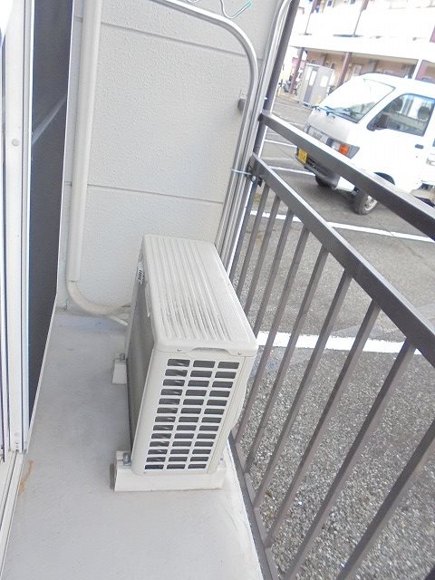 バルコニー　写真は101号室です。（参考）