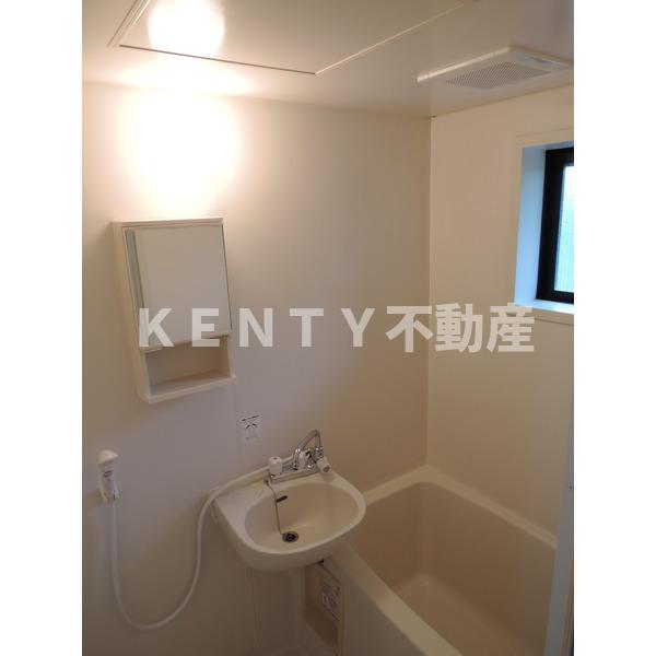 バス・シャワールーム　ゆったり過ごせるお風呂です