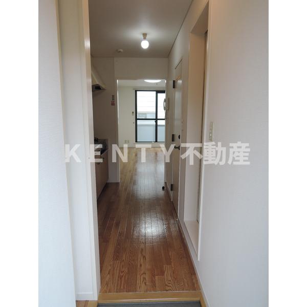 玄関　落ち着いた玄関です