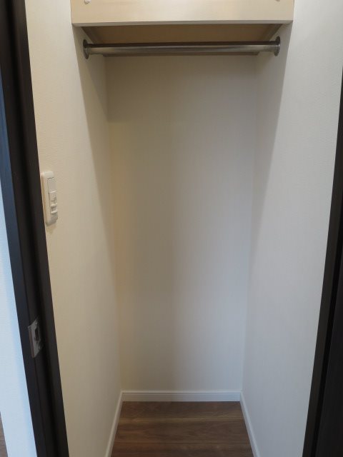 収納　ウォークインクローゼット