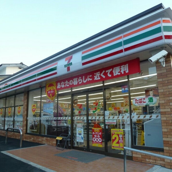 コンビニ　セブンイレブン仙台黒松店（コンビニ）まで95m