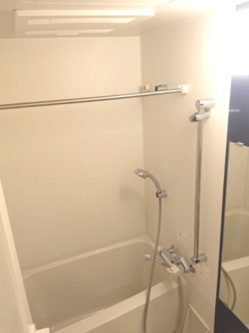 バス・シャワールーム　風呂