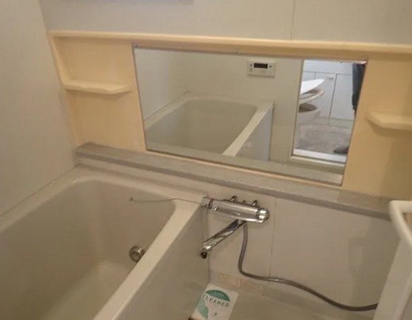 バス・シャワールーム　ゆったり過ごせるお風呂です