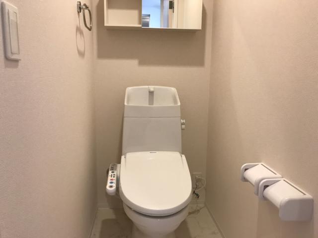 トイレ　シャワー付トイレ