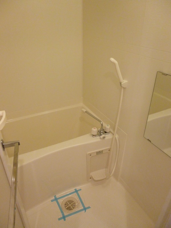 バス・シャワールーム　レジディア調布の風呂