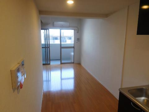 居室・リビング　リビング