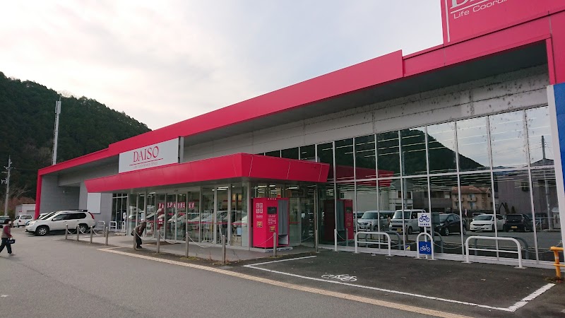 マノワールBの周辺写真