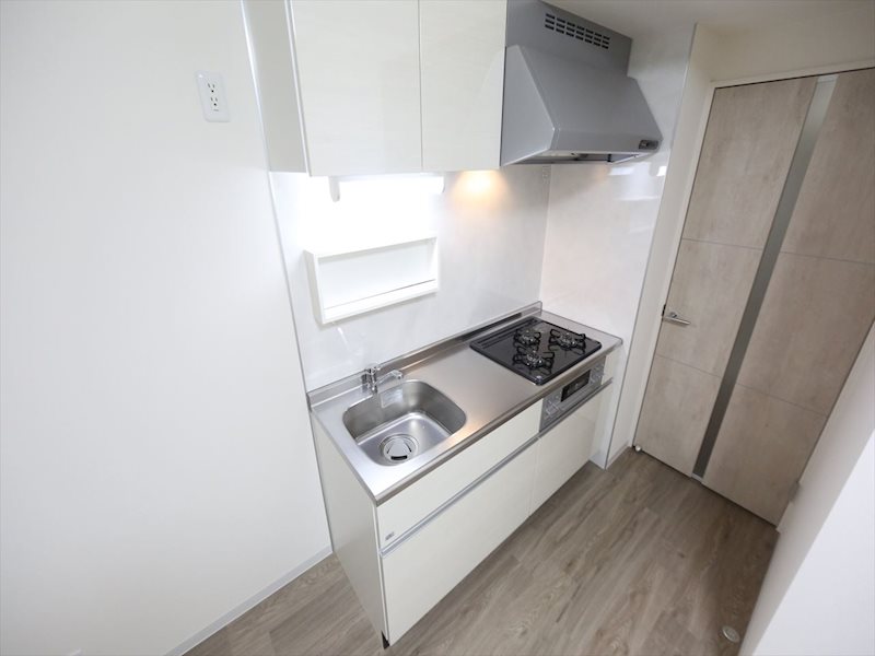 キッチン　システムキッチン　3口ガスコンロ　グリル付