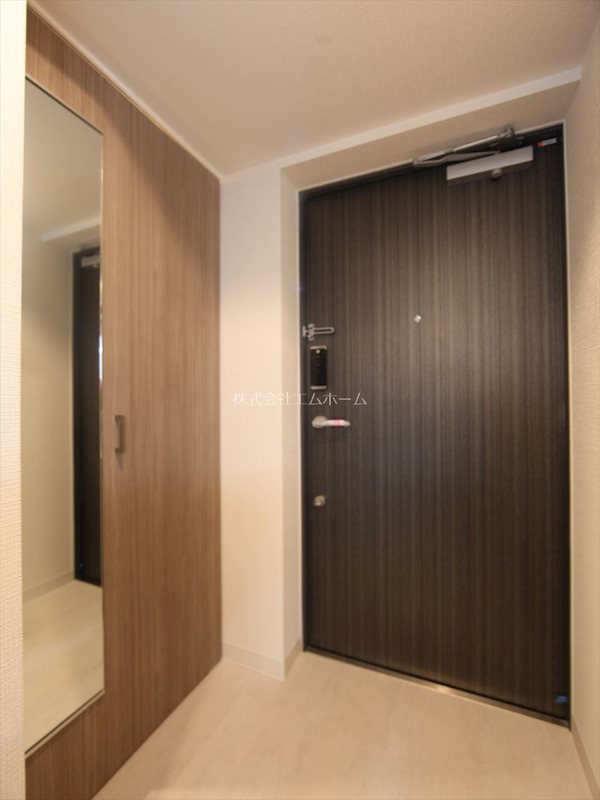 玄関　玄関（シューズボックス付）