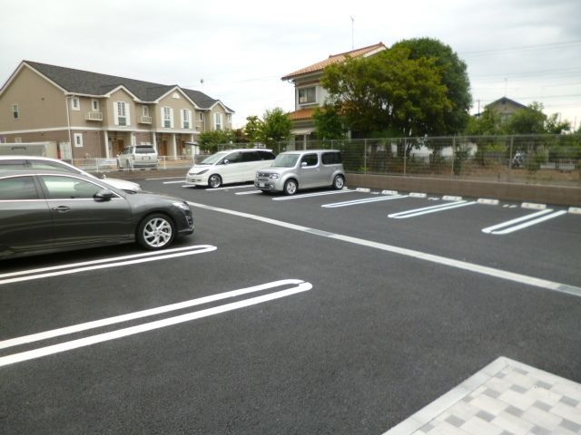 駐車場　★平置きの敷地内駐車場です★