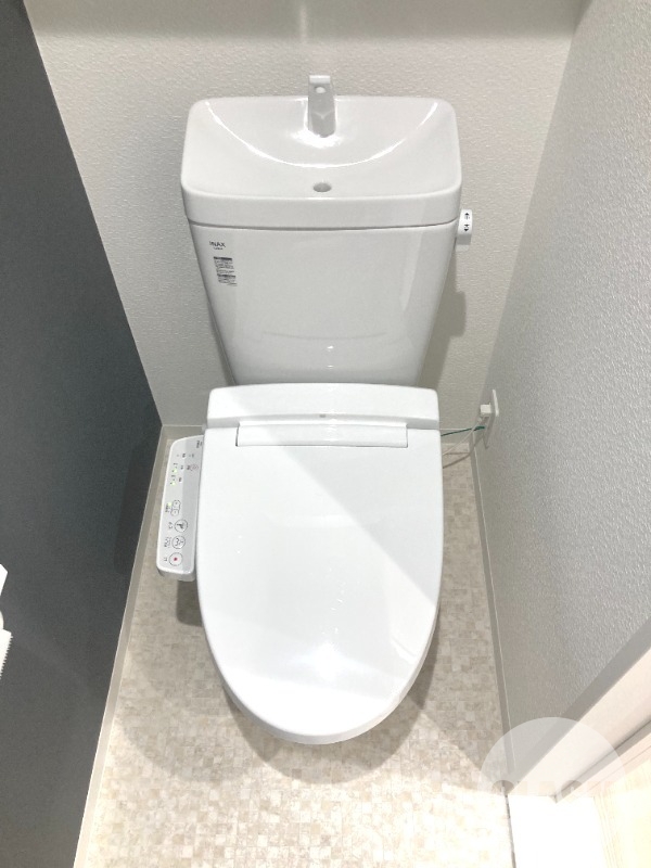 トイレ　ウォシュレット＆ウォームレット