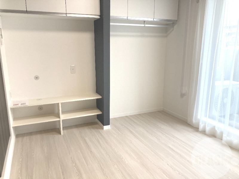 居室・リビング　明るいお部屋です♪