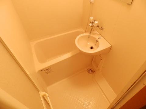 バス・シャワールーム　バス
