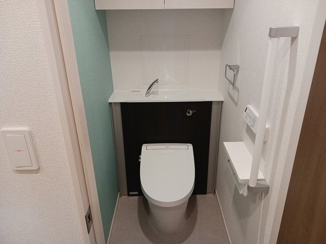 トイレ　落ち着いたトイレです