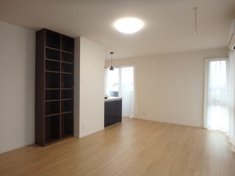 居室・リビング　図面と現状に相違がある場合には現状を優先