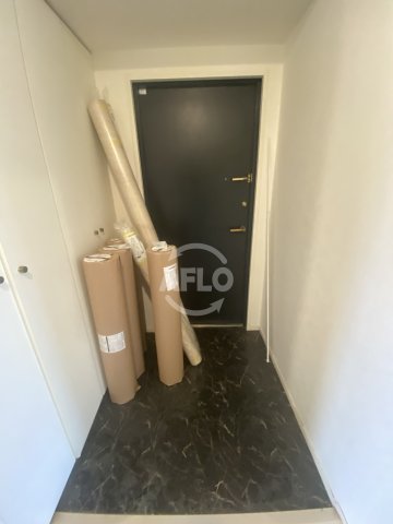 玄関　インターフェルティ真田山　　玄関