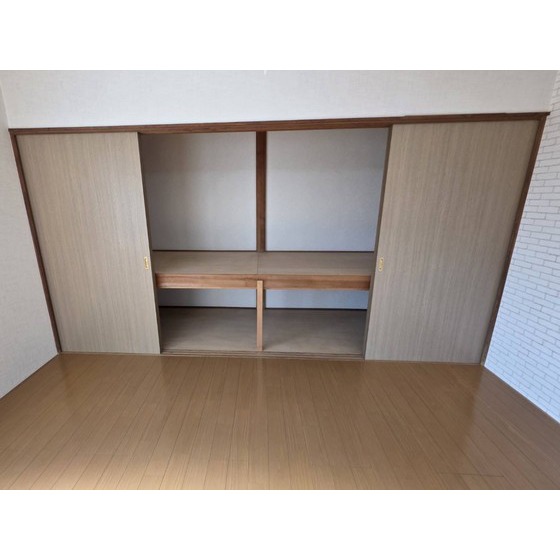 収納　洋室１収納