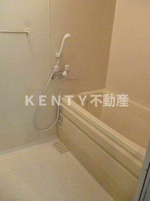 バス・シャワールーム　日々の疲れを癒すお風呂付です