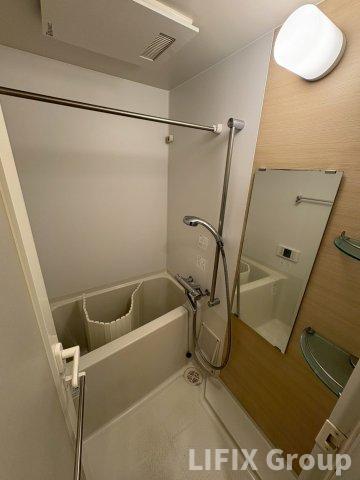 バス・シャワールーム　風呂