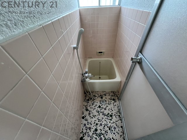 バス・シャワールーム　バストイレセパレートタイプでオススメ♪