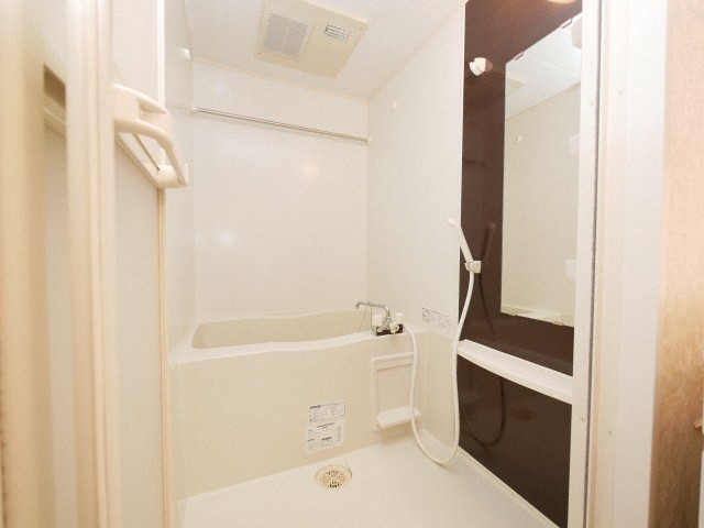 バス・シャワールーム　ルクレ京橋　バスルーム