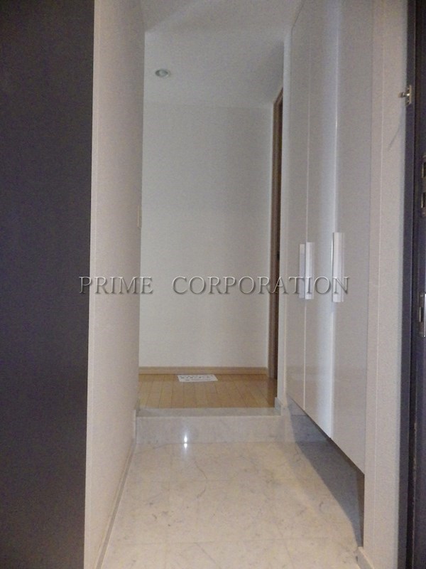 玄関　※参考写真※