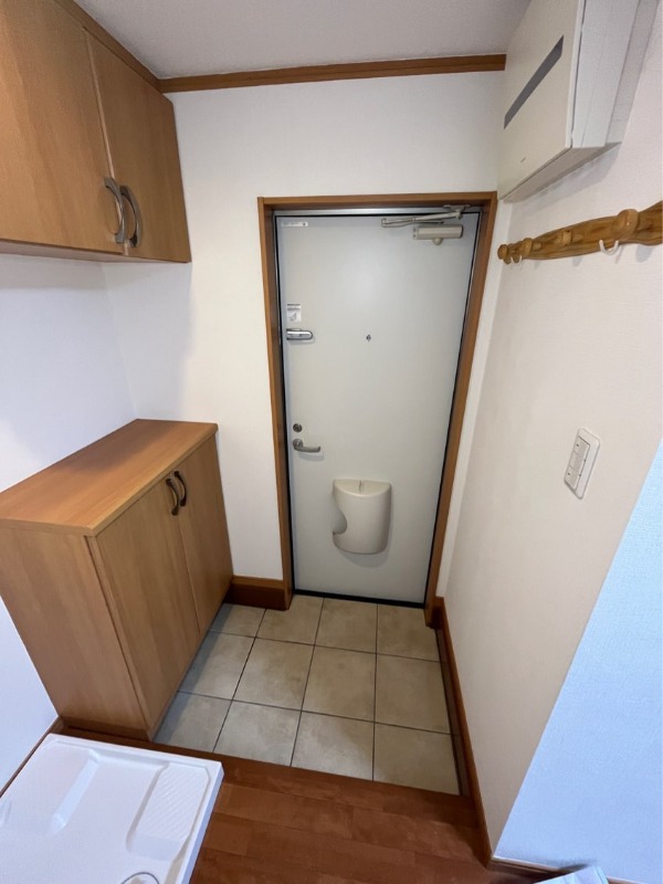 玄関　※他部屋参考写真