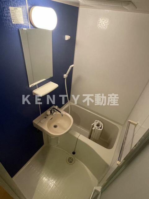 バス・シャワールーム　お風呂です