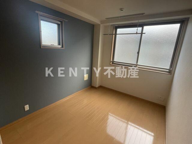 居室・リビング　居間です