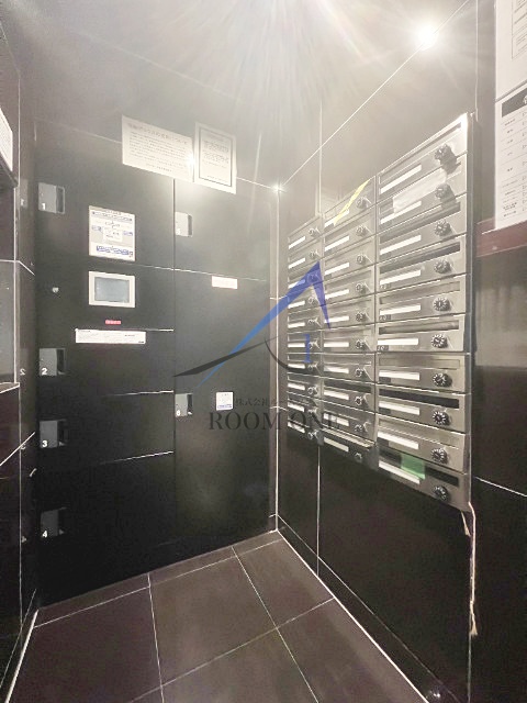 その他共有部分　宅配ボックスト集合ポストです。