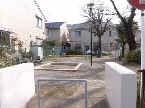 公園　練馬区立あすなろ児童遊園（公園）まで28m