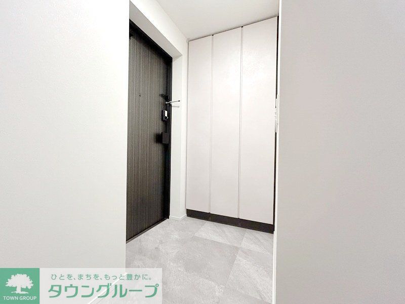 玄関　部屋探しは株式会社　タウンハウジング　までお気軽にお問合せ…