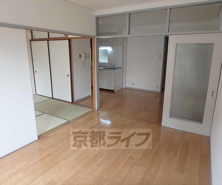 居室・リビング　２ＤＫの間取りになります。