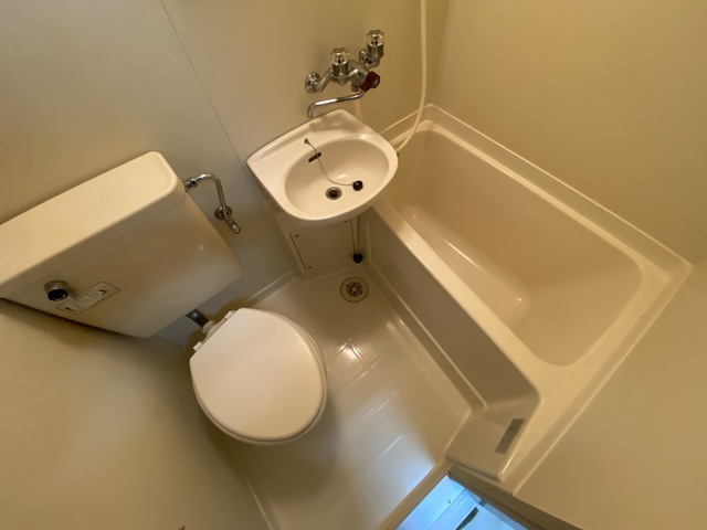 バス・シャワールーム　お掃除も楽ちんですね。