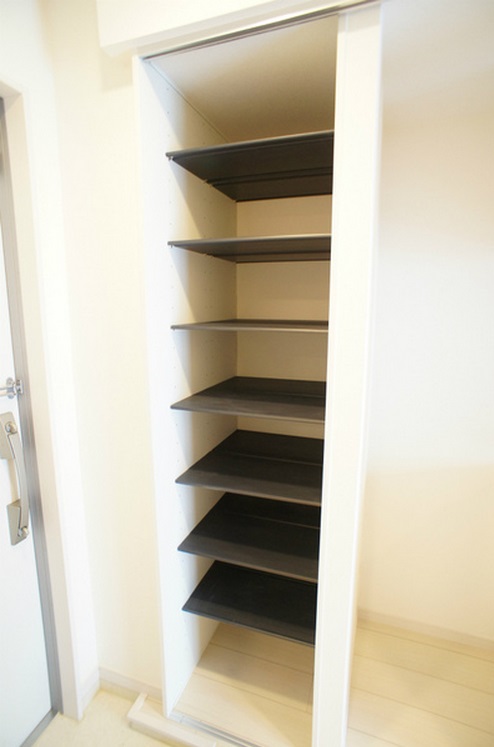 玄関　「シューズボックス」