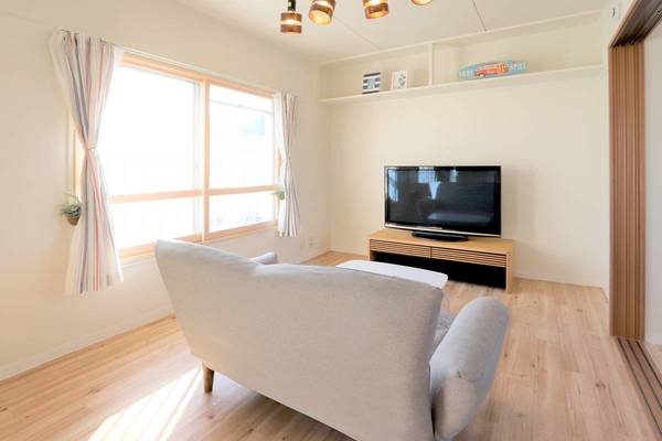 居室・リビング　モデルルームの写真です