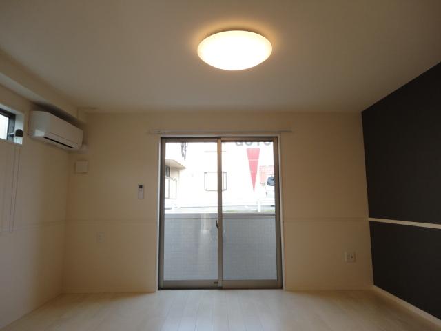 居室・リビング　洋室